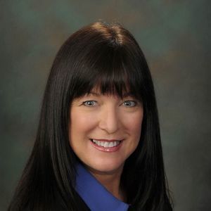 Meet your Posher, Debbie